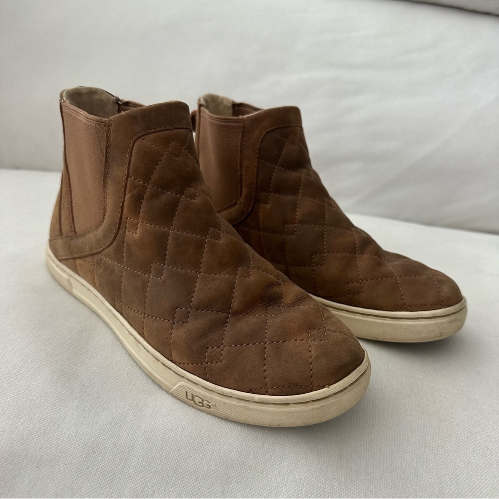 UGG Australia Hollyn Deco Quilt Ankle Boots Womens Size 8
